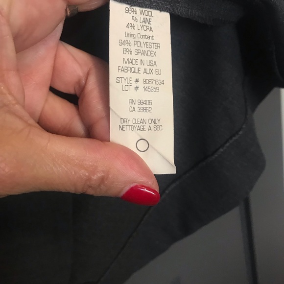 Theory Short Sleeved Wool Dress - Picture 4 of 5